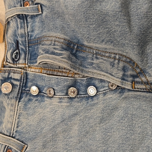 Levi 501 shorts - Picture 5 of 6